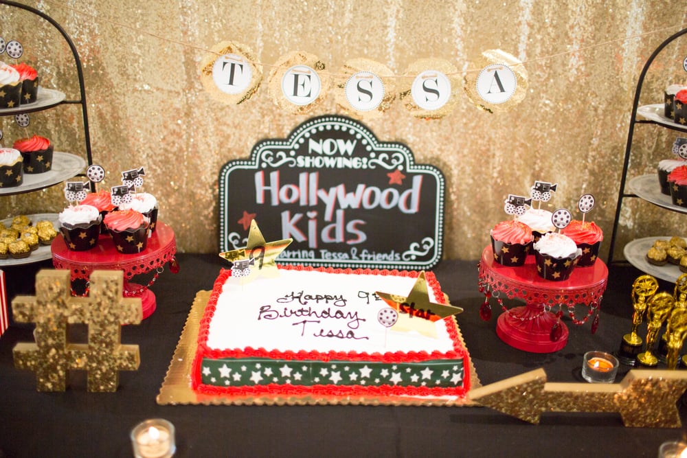 Hollywood Birthday Party Centerpiece | Hollywood Birthday Party Decoration  Ideas