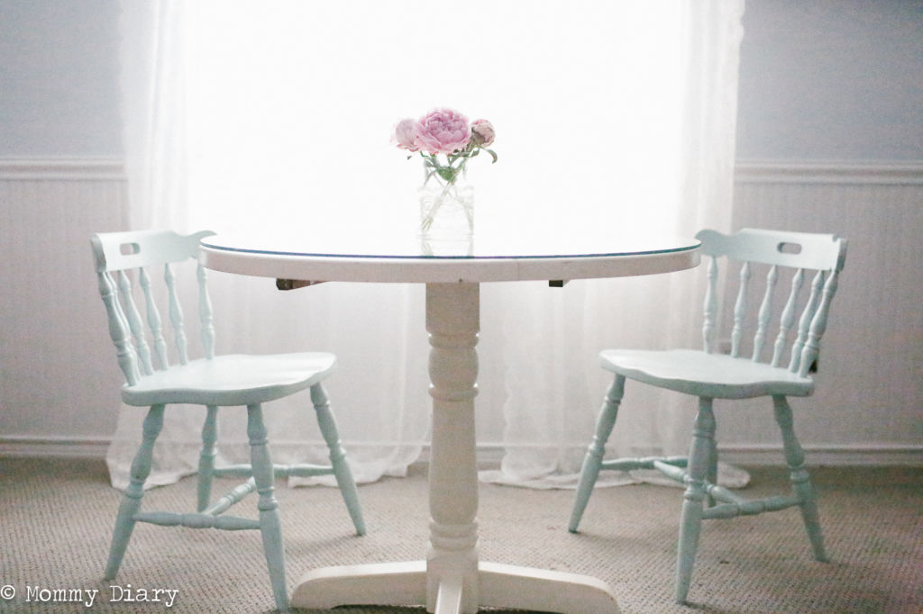 How To Repurpose Old Table And Chairs With Paint