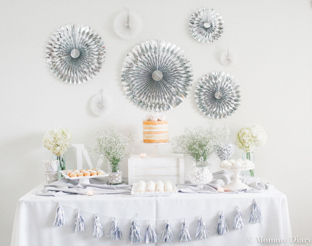 gender-neutral-gray-white-babyshower