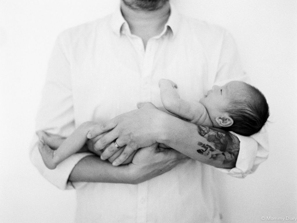 father and baby photography