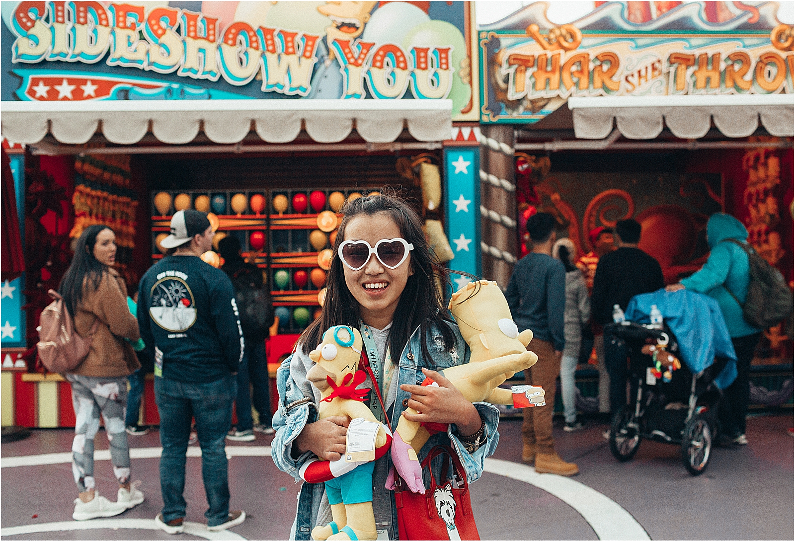 Krustyland booths