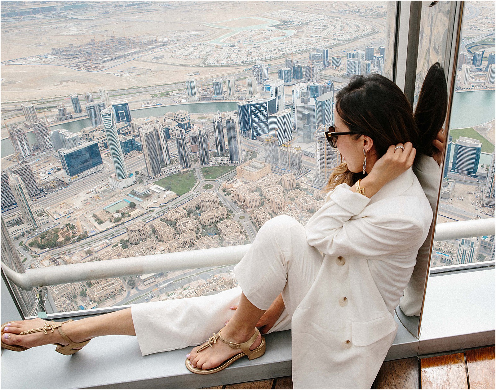 Pic Talk: Telugu girl's love for Burj Khalifa