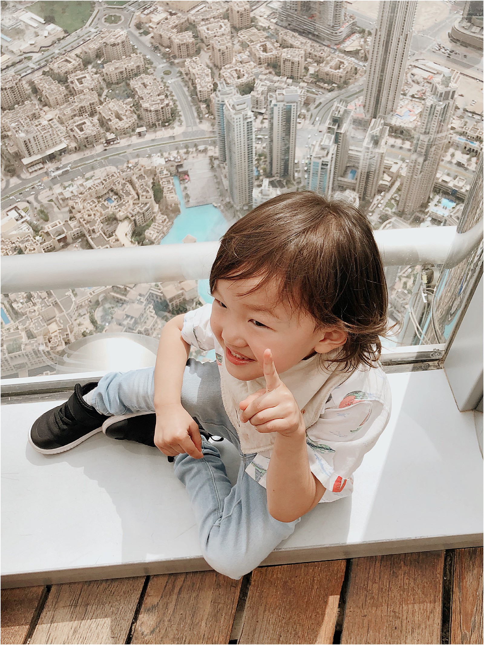 Child in Burj Khalifa