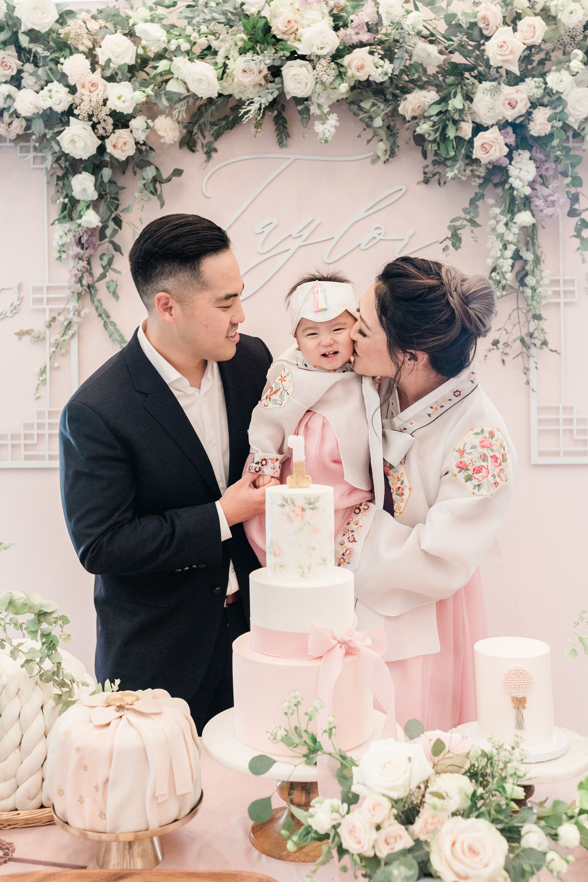 Romantic Tuscan x Modern Korean First Birthday