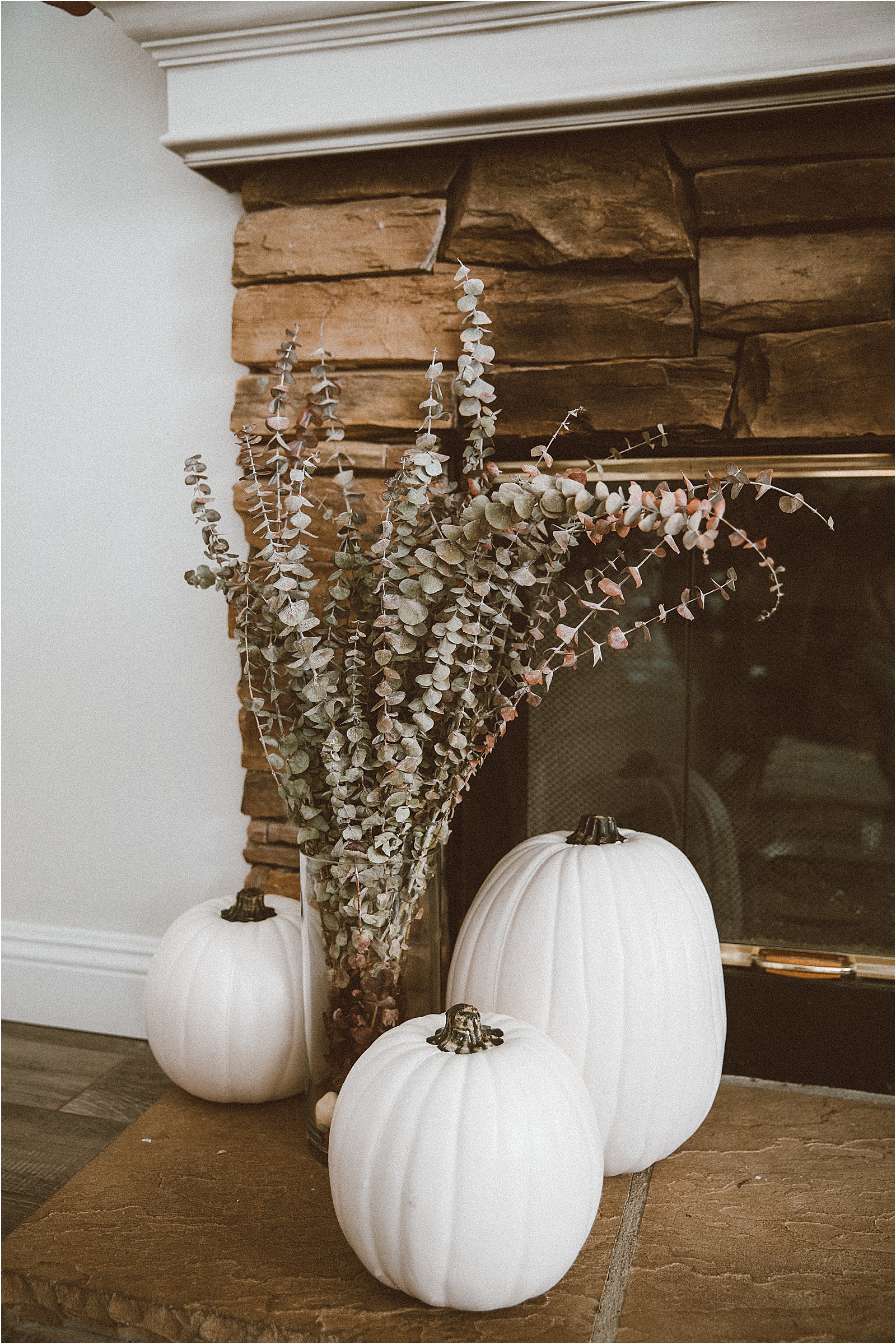 white pumpkin decor