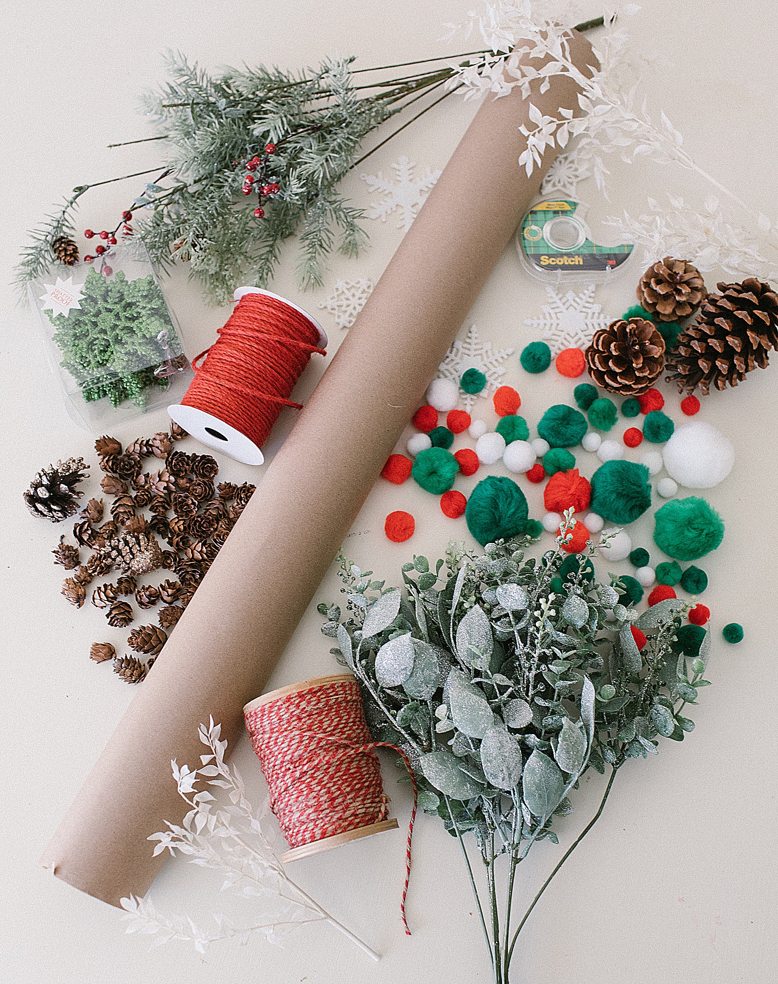 Simple + Creative Christmas Wrapping Ideas