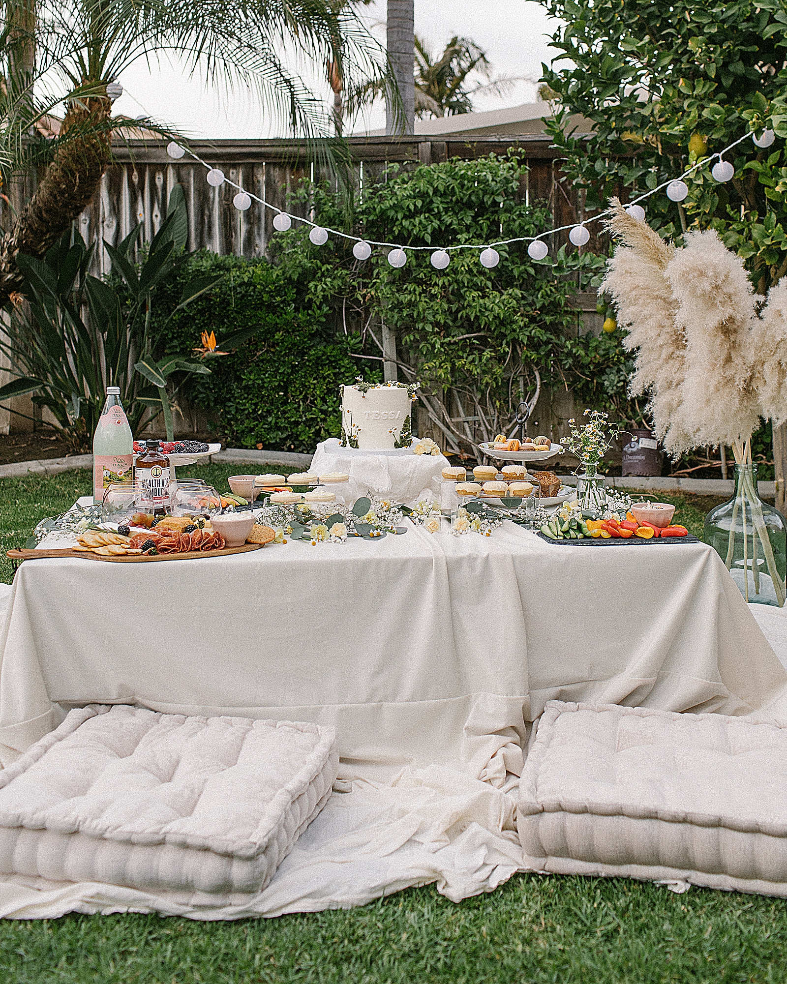 Dreamy Backyard Birthday Picnic idea