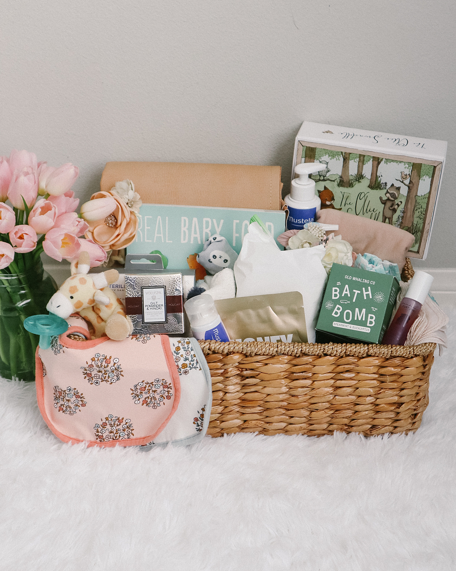 gifts for mom with a newborn