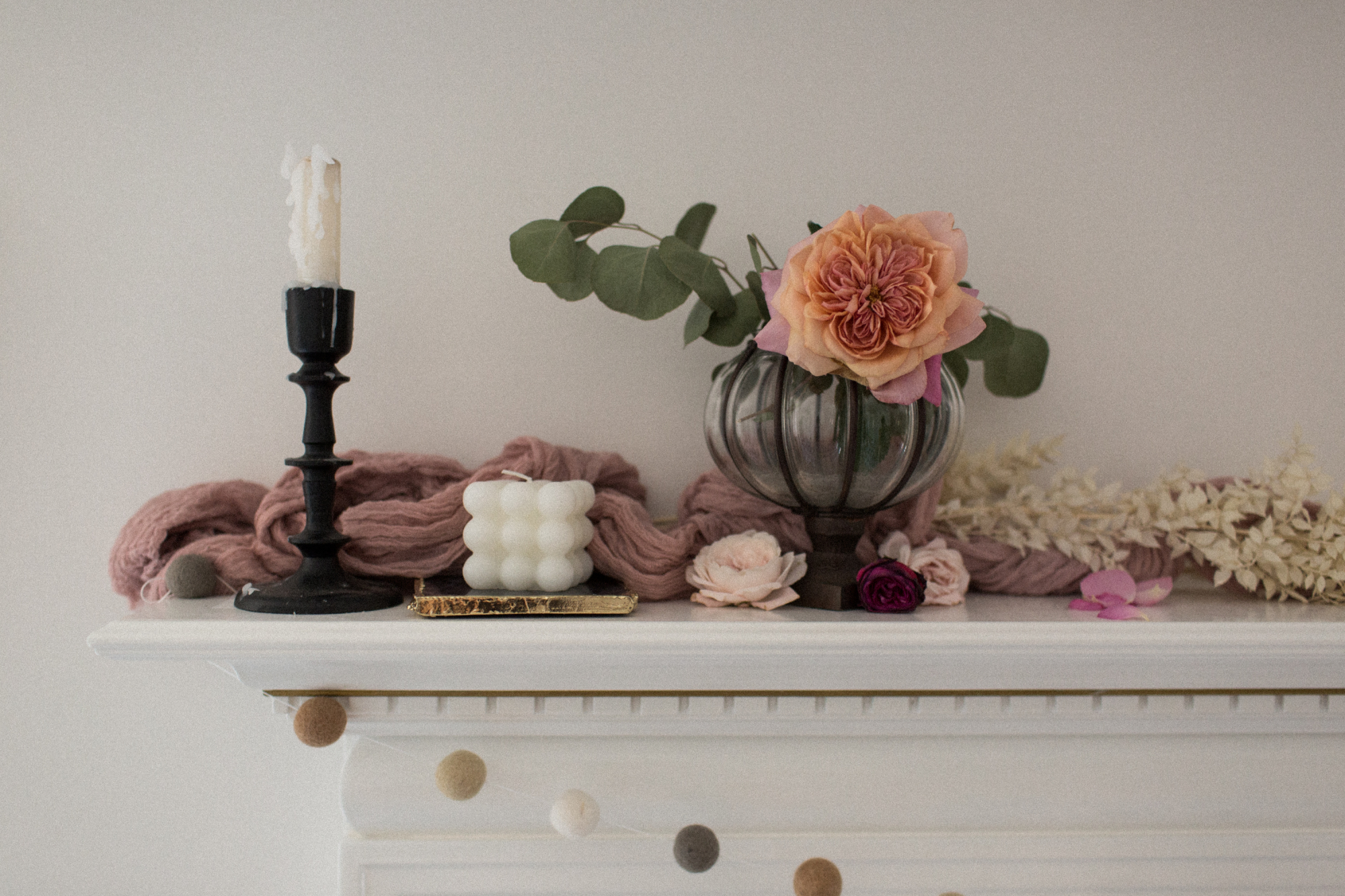 How to Style a Vintage Fall Mantel