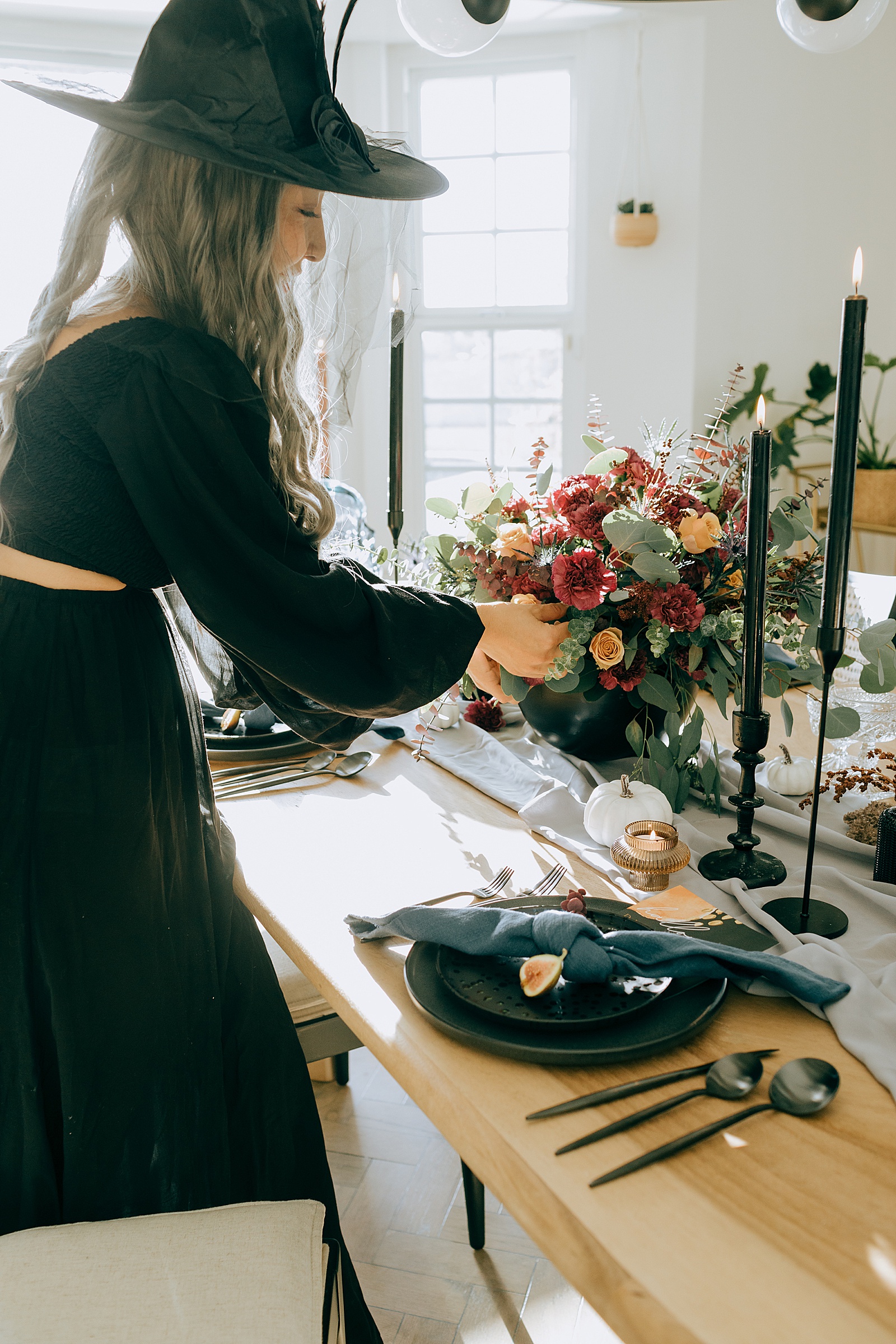 Fall Halloween tablescape